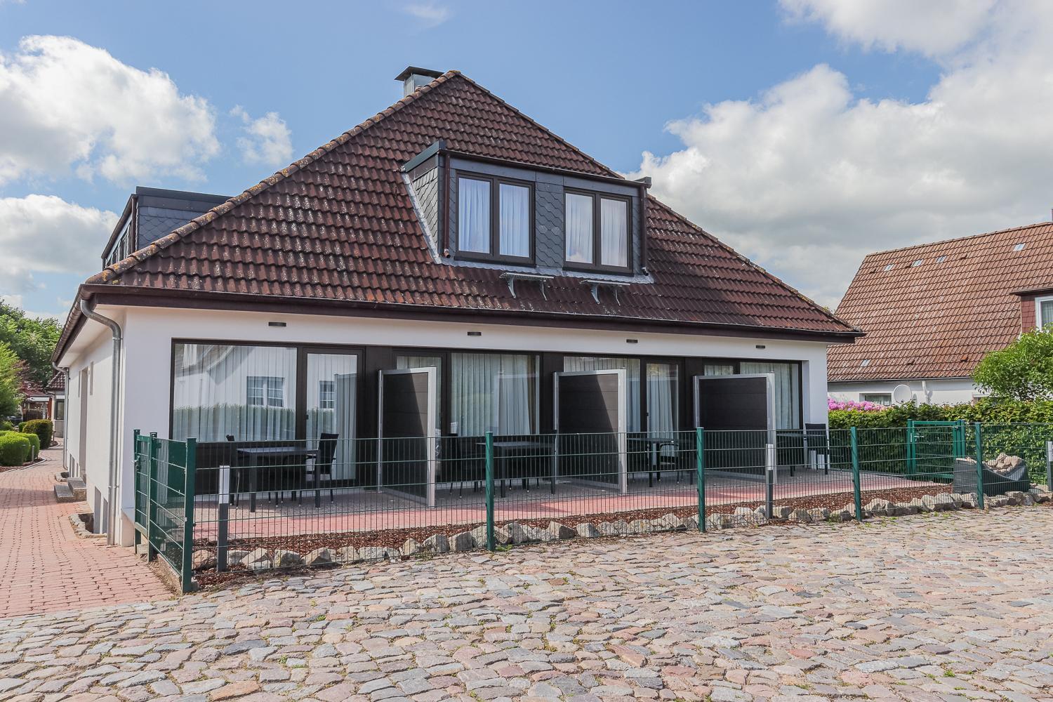 Moderne 1 Zimmer Ferienwohnung Mit Sonnenterrasse Und Parkplatz, In Ruhiger Lage, Nur Wenige Gehminuten Zum Ostsee Sandstrand Scharbeutz Eksteriør bilde