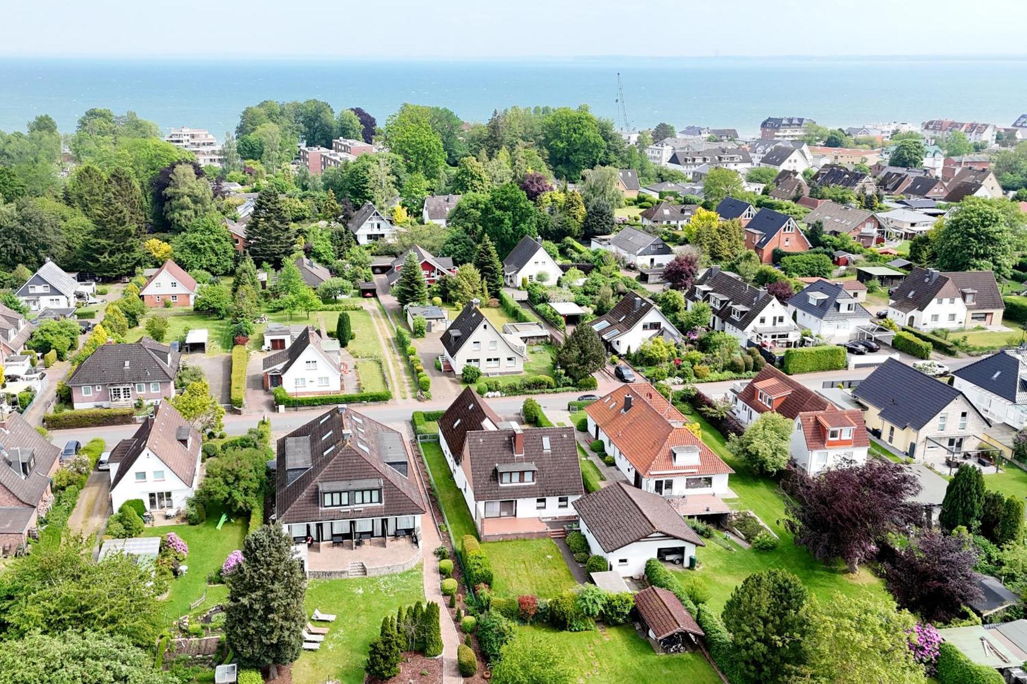 Moderne 1 Zimmer Ferienwohnung Mit Sonnenterrasse Und Parkplatz, In Ruhiger Lage, Nur Wenige Gehminuten Zum Ostsee Sandstrand Scharbeutz Eksteriør bilde